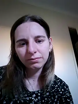 jade Montoe online show from April 21, 5:42 pm