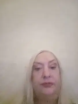 Julia20X online show from June 8, 9:10 am