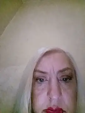 Julia20X online show from April 27, 7:22 pm