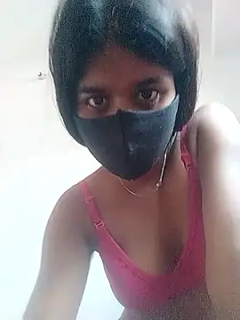 Shaniya03 online show from May 3, 6:39 am