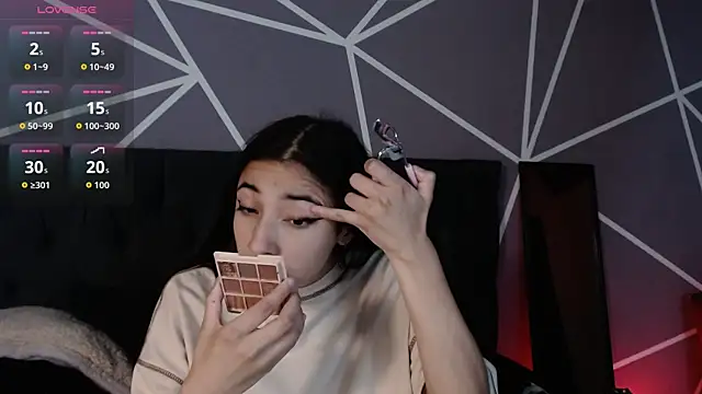 Violett1126 online show from April 22, 3:47 am