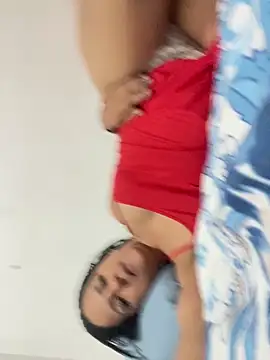 tyraba online show from May 3, 4:49 am