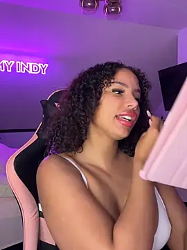 princessromyindy online show from April 19, 8:44 pm
