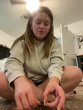 perfectbbprincess online show from April 9, 8:25 pm