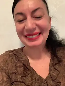 Lizzaa80 online show from April 26, 8:23 am