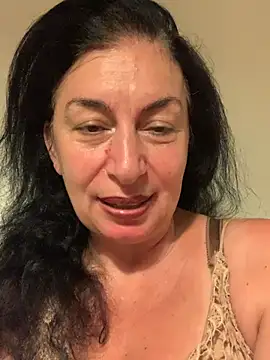 Lizzaa80 online show from July 2, 4:13 pm