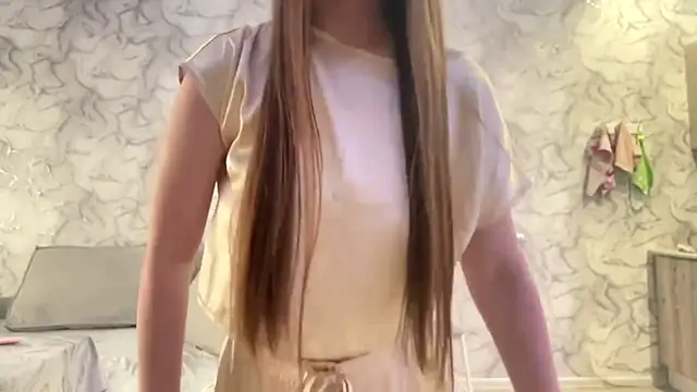 Mellissa Johnos online show from April 10, 9:37 am