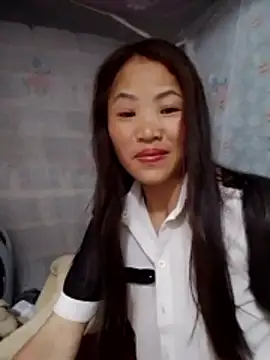  Lyly pussy  online show from May 1, 11:30 pm