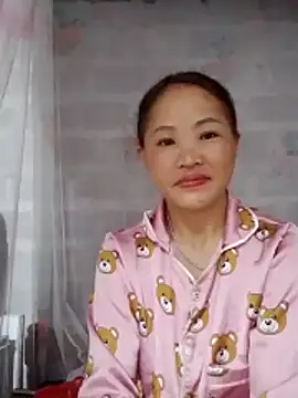  Lyly pussy  online show from May 15, 10:34 pm