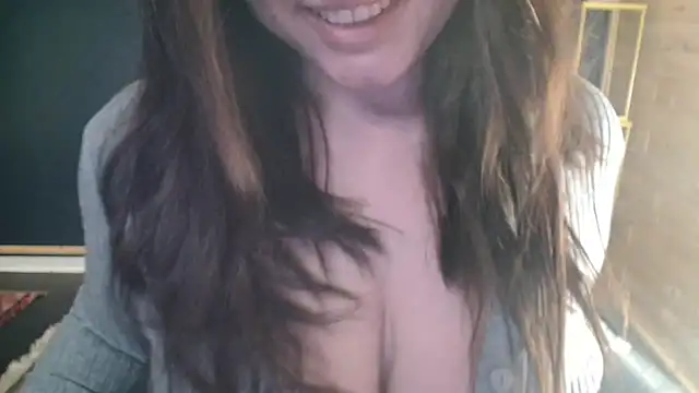 NicoleLove  online show from May 2, 7:11 am