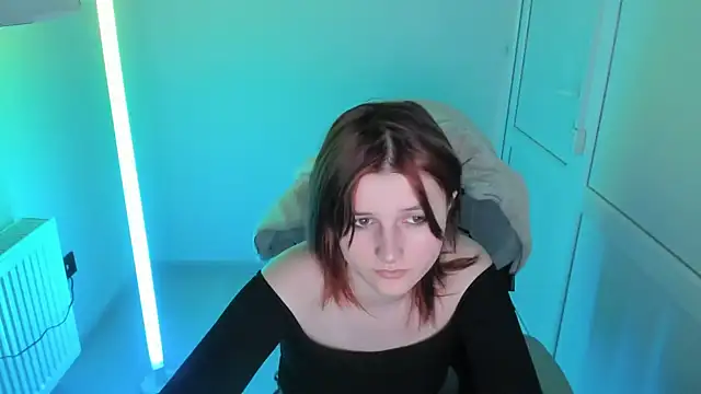 GoldenKiss online show from May 8, 12:52 pm