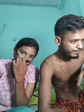 Hot-Couple4 online show from May 31, 6:09 pm