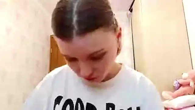 HomingClone online show from April 9, 2:33 pm