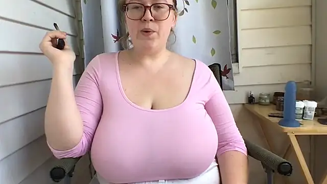 Kenzibb3 online show from May 26, 4:28 pm