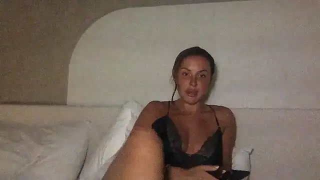 Selenaox online show from April 24, 8:11 pm