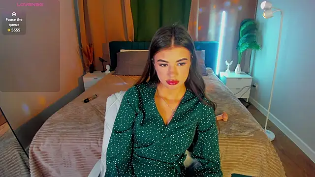 Alisha Blakee online show from July 16, 5:06 pm