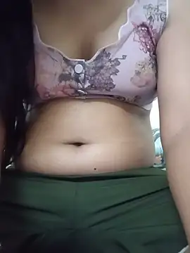 dearmona00 online show from May 12, 7:09 pm