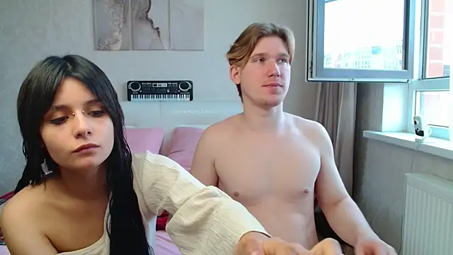 The Slutty Fox online show from June 18, 9:14 am