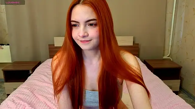 DanielaSoules online show from May 25, 1:32 pm