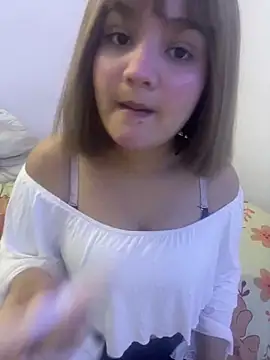 Karina PrettyHot69 online show from April 25, 10:07 pm