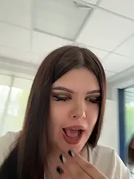 AmeliaBronze online show from May 11, 2:02 am