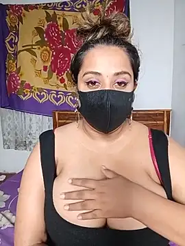 Suger Lips 99 online show from July 28, 7:39 pm