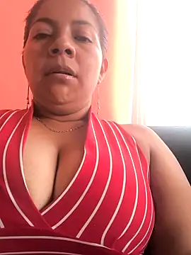 Tamaraxxx hot online show from April 12, 8:55 pm