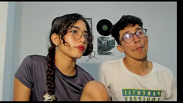 alanandtifany online show from May 21, 7:56 pm