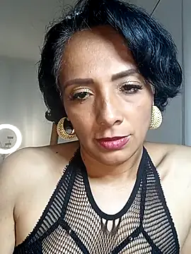 Nicole Sterling online show from April 28, 11:08 pm