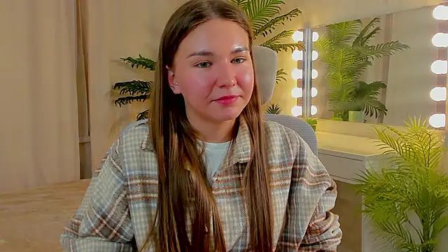 KimberRunyons online show from April 17, 4:09 pm