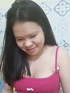 Seraphinahh online show from May 28, 3:21 pm