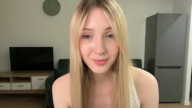 Kattie Petite online show from May 26, 4:50 pm