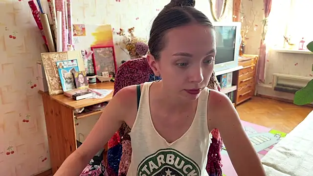 AdriannaBill online show from July 1, 3:22 pm