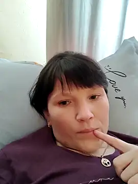 AlexaShiny  online show from April 15, 7:31 am