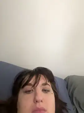 Courtneysinclair online show from April 15, 4:29 pm