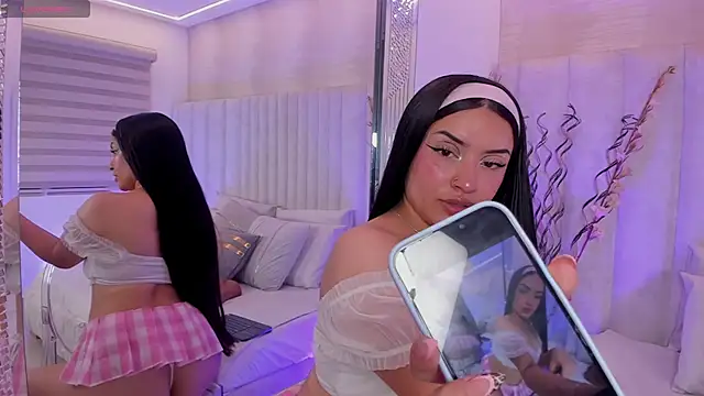 im miaadoll online show from May 6, 12:42 pm