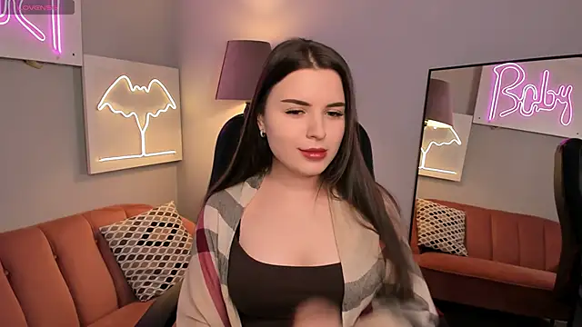 AliceLiador  online show from April 19, 2:50 pm