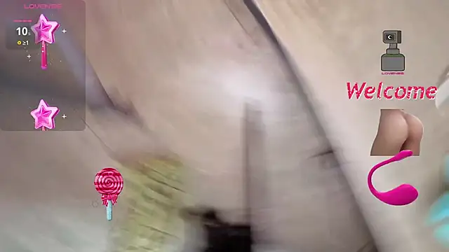 sophiepixel online show from May 5, 3:09 am