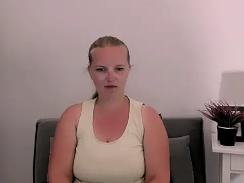 RoseTeacherX online show from July 14, 5:17 pm