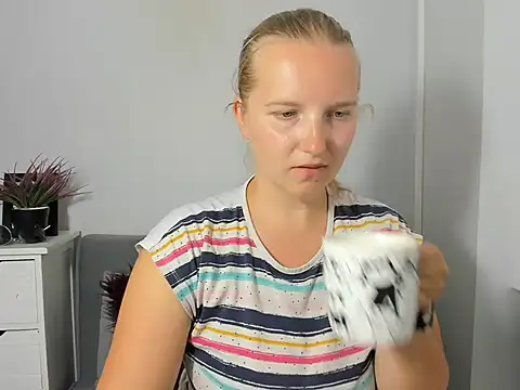RoseTeacherX online show from July 30, 5:03 pm