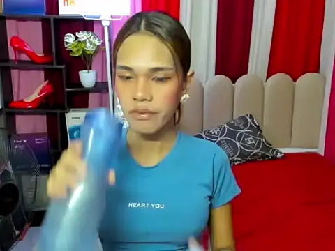 Seductive aliyah online show from May 5, 8:23 pm