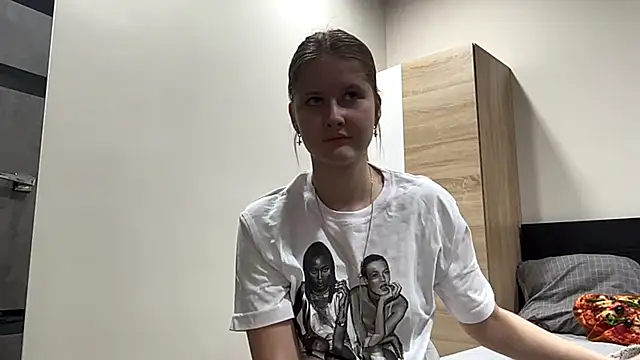 Wellabern online show from April 26, 6:49 pm