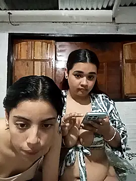 nicolyalisson online show from April 21, 2:15 am