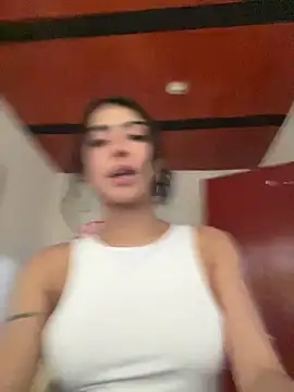MAIILY MOON online show from May 9, 10:45 pm