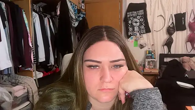 idkletsavoideverything online show from May 5, 3:59 pm
