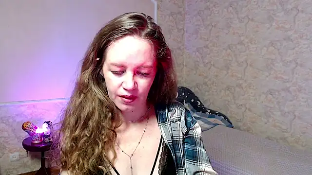 Fern Lust online show from May 27, 9:39 am