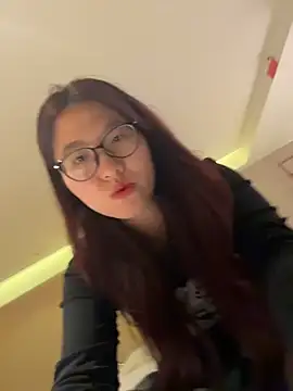 pinkouou online show from April 20, 6:44 pm