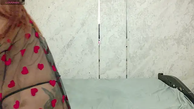 taylor gil0 online show from June 26, 5:58 pm