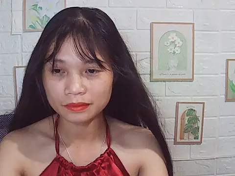 -Lucie-e online show from May 20, 1:41 pm