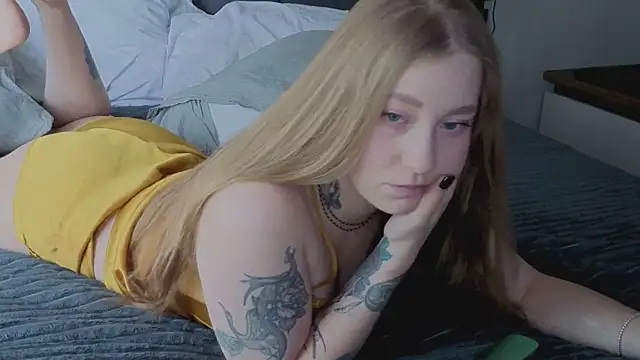 ShowmeYourfetish online show from July 23, 3:36 am